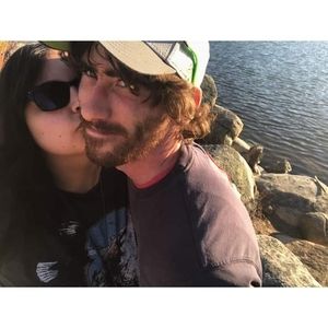 Meet your Posher, Bizz